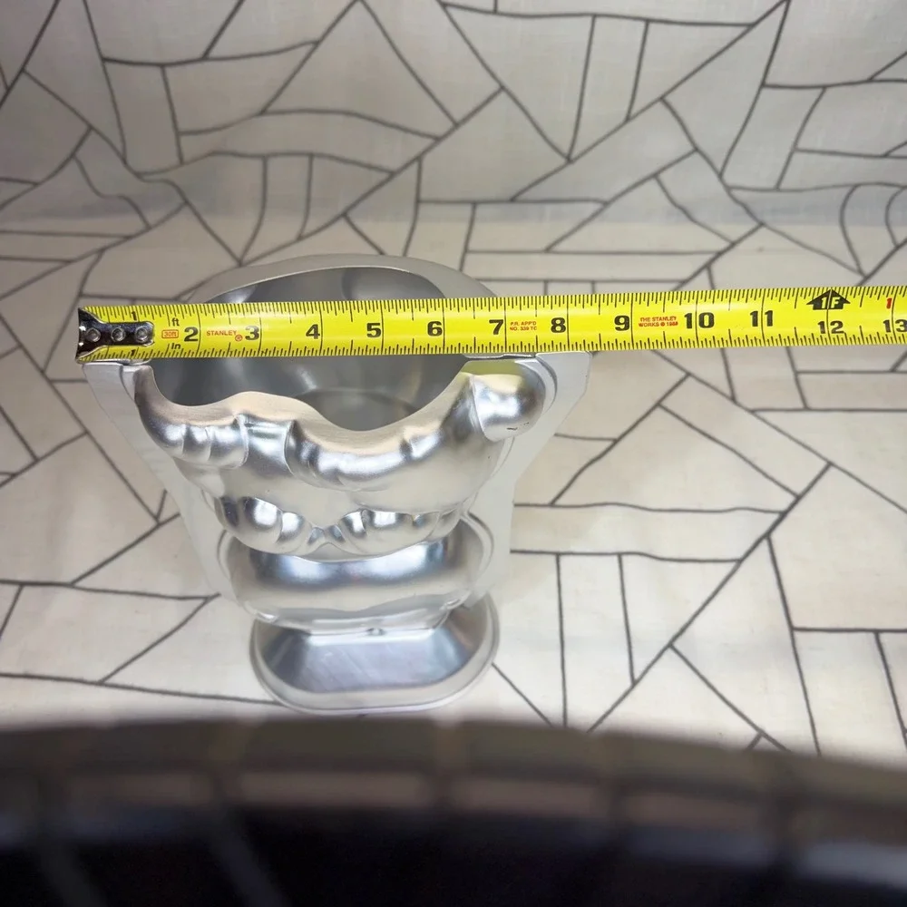 Wilton Garfield 3D Cake Pan 9.5in Silver Vintage 1981 Aluminum 2105-3147